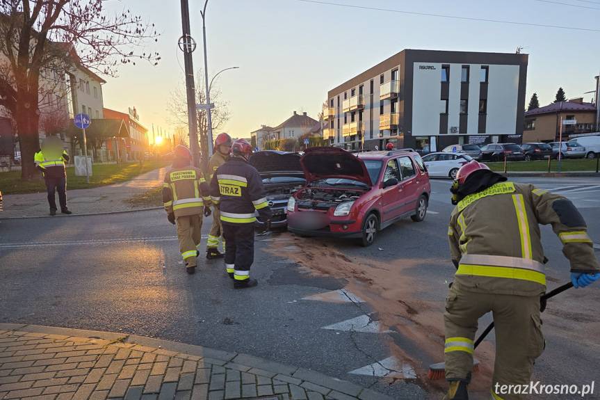Popołudniowe zderzenie aut w Krośnie