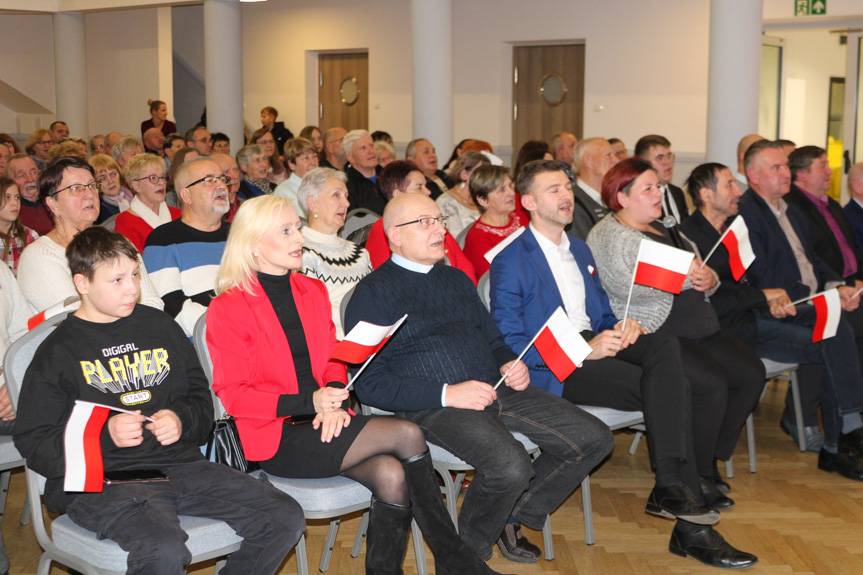 Święto Niepodległości w Iwoniczu z pieśnią i refleksją