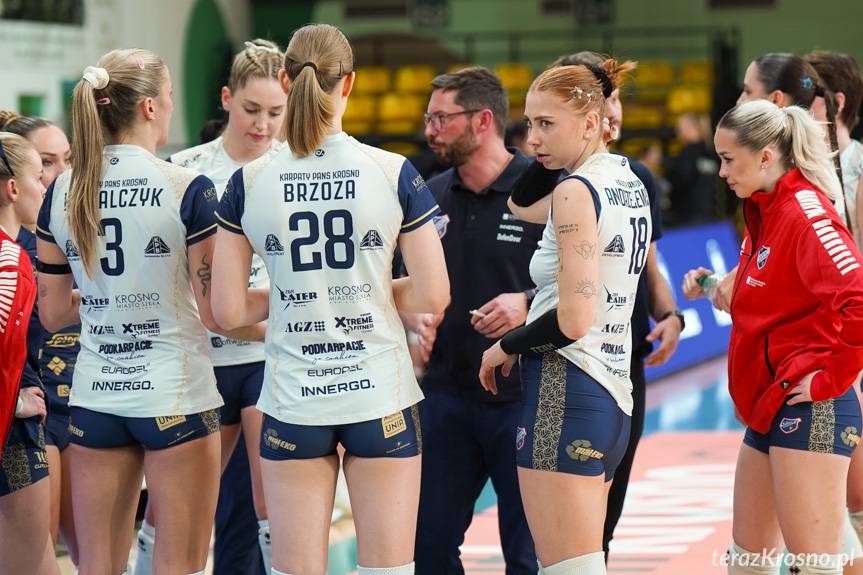 Krośnianki przejęły inicjatywę i zatrzymały Nysę [ZDJĘCIA]