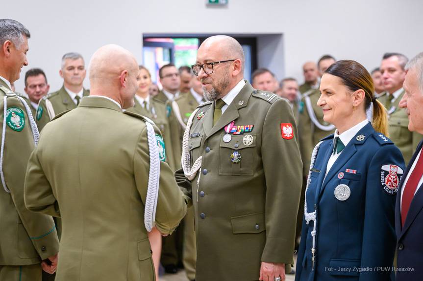 Rocznica niepodległości w Straży Granicznej z medalami i awansami