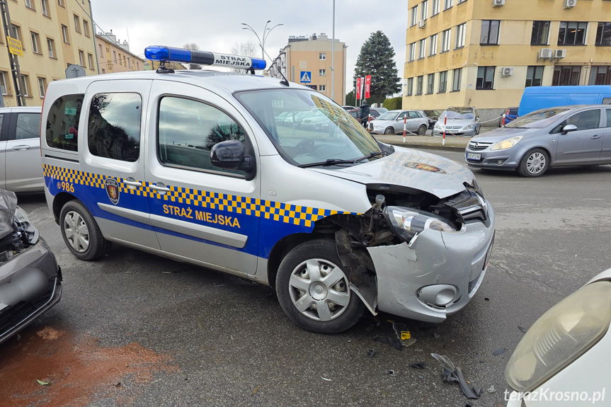 Stłuczka na skrzyżowaniu w Krośnie