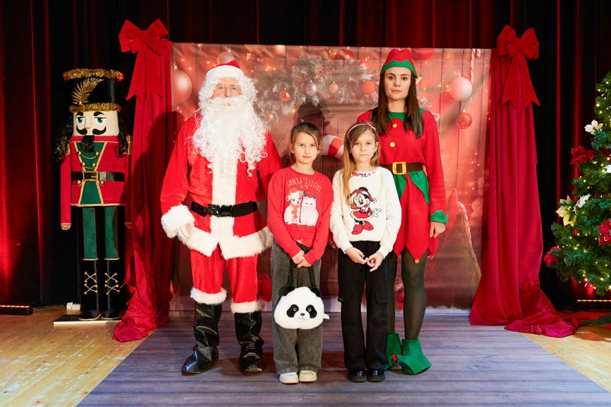 Taniec, śpiew i prezenty stworzyły wyjątkowe mikołajki