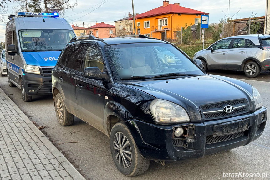Targowiska. Zderzenie dwóch samochodów