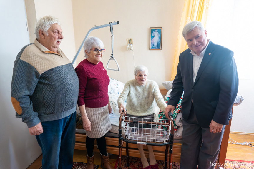Wiek godny podziwu. Pani Czesława z Krosna świętuje 100. urodziny