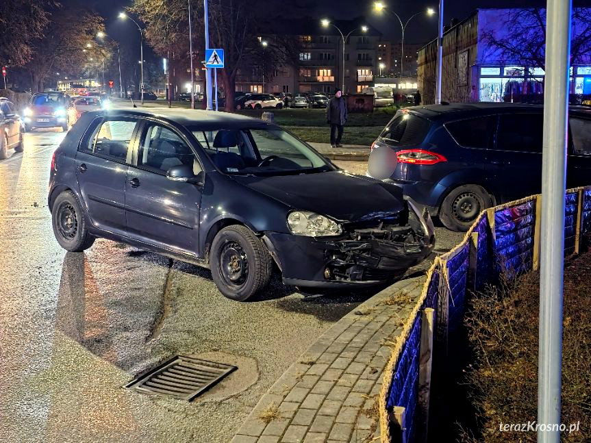 Krosno. Zderzenie dwóch samochodów