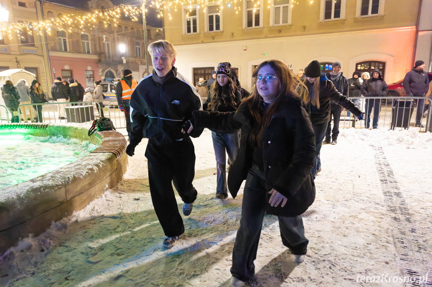 Krosno wytańczyło Nowy Rok na Rynku [ZDJĘCIA]