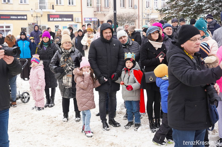 Mieszkańcy Dukli wzięli udział w Orszaku Trzech Króli