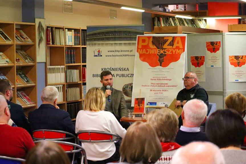 Promocja książki dra Karola Wałachowskiego o byłych stolicach województw w Krośnie