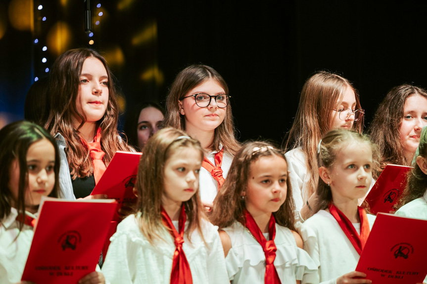 Wieczór pełen kolęd w wykonaniu najmłodszych artystów