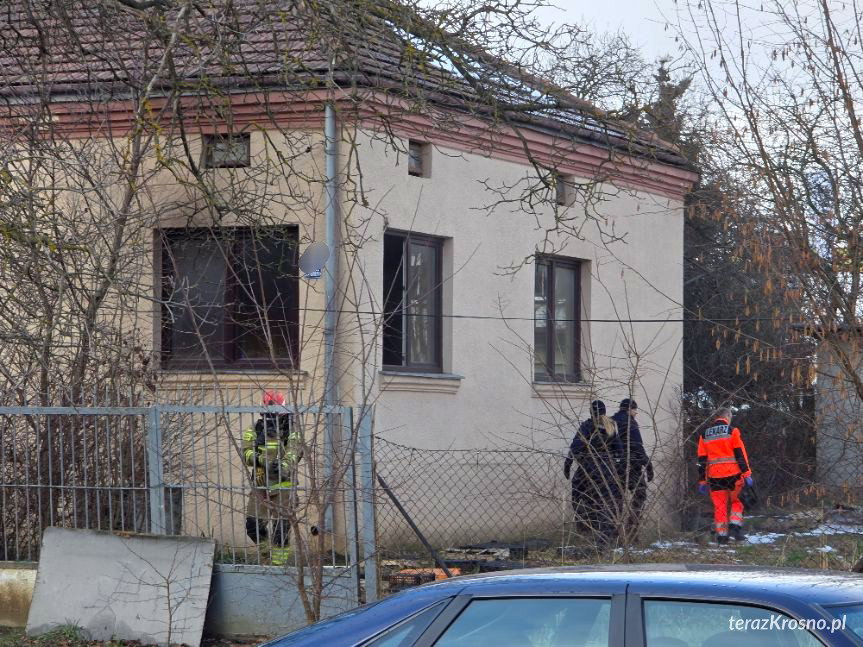 Krosno. Zadymienie w domu