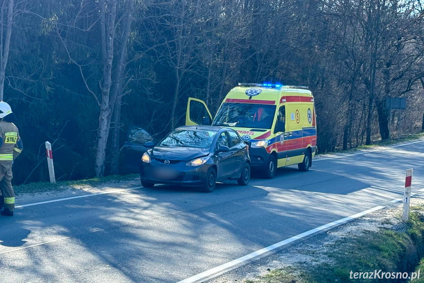 Czarnorzeki. Zderzenie dwóch samochodów