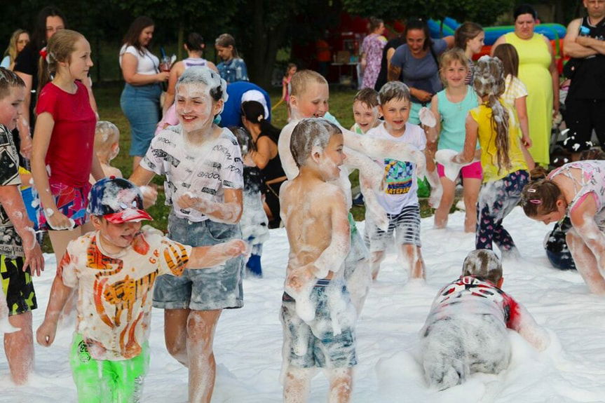 Radość, śmiech i mnóstwo atrakcji na Kolorowym Pikniku w Jedliczu