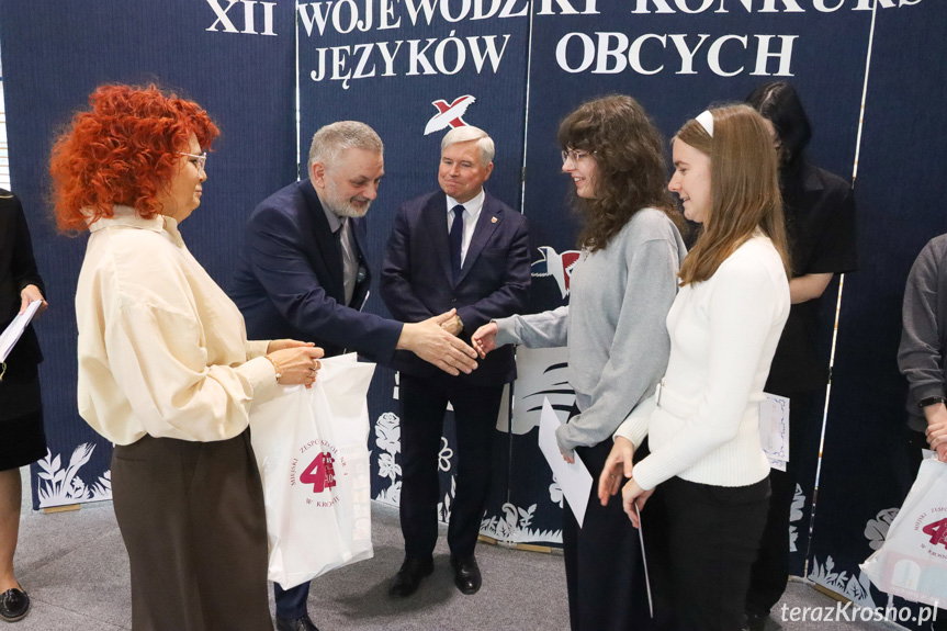 Gala w II LO w Krośnie. Promocja języka francuskiego i niemieckiego [ZDJĘCIA]