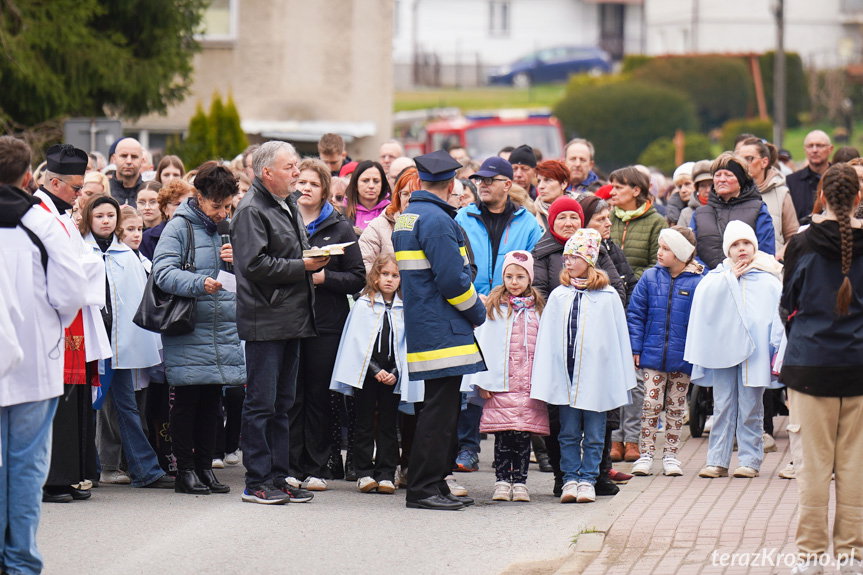 Wielkopiątkowa Droga Krzyżowa w Jedliczu