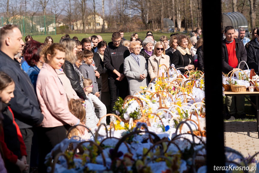 Wielkanocne święcenie pokarmów w parafii Zręcin
