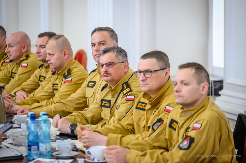 Narada w Podkarpackim Urzędzie Wojewódzkim o zagrożeniach