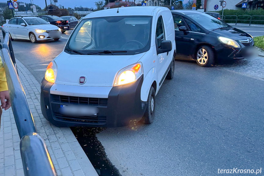 Krosno. Zderzenie dwóch samochodów