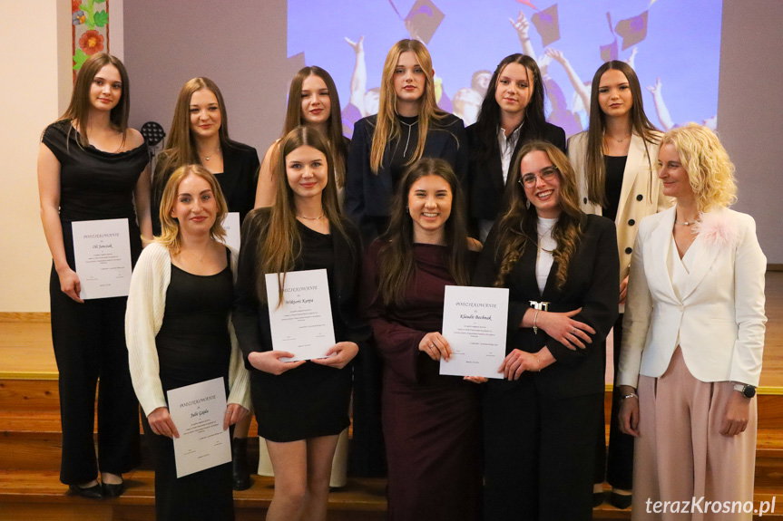 Uczniowie klas maturalnych zakończyli podróż edukacyjną w LO w Rymanowie [ZDJĘCIA]