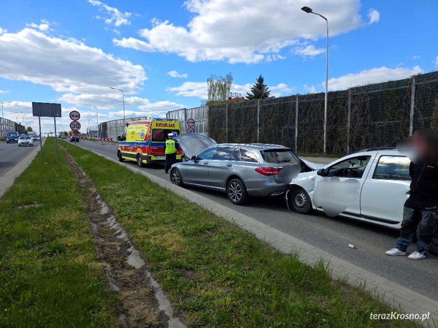 Zderzenie dwóch samochodów w Krośnie