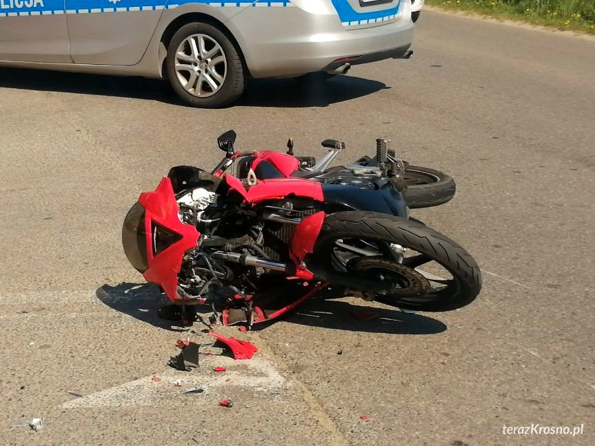 Kolizja w Bziance. Poszkodowany motocyklista