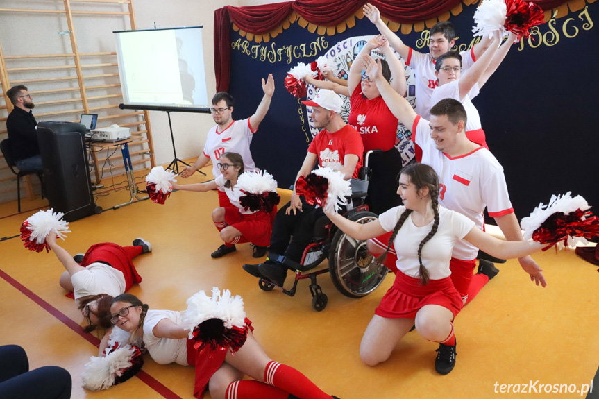 Artystyczne rozmaitości w Krośnie: przedszkolaki i uczniowie pokazali swoje pasje [ZDJĘCIA]