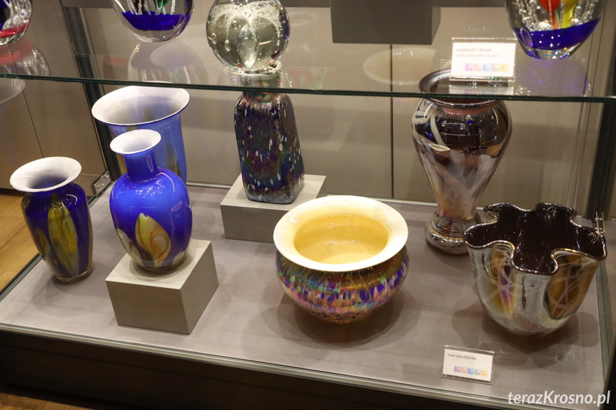 Muzeum Podkarpackie w Krośnie: podróż do niezwykłego świata szkła [ZDJĘCIA]