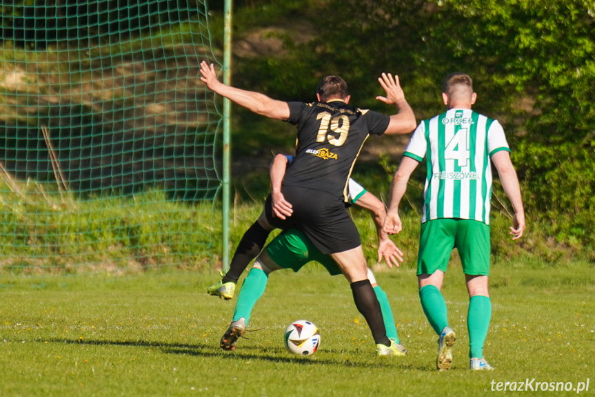 Karny i gol w doliczonym czasie. Orzeł Faliszówka znów przegrywa