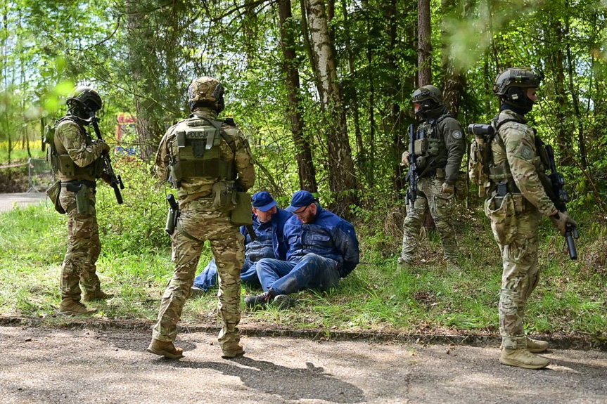 Zakładnicy, wybuch i pożar. Ćwiczenia służb w Jaśle