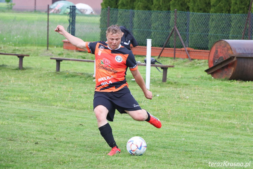Dziesięć bramek we Wróbliku Szlacheckim. Hat trick Oliwera Dragana [ZDJĘCIA]