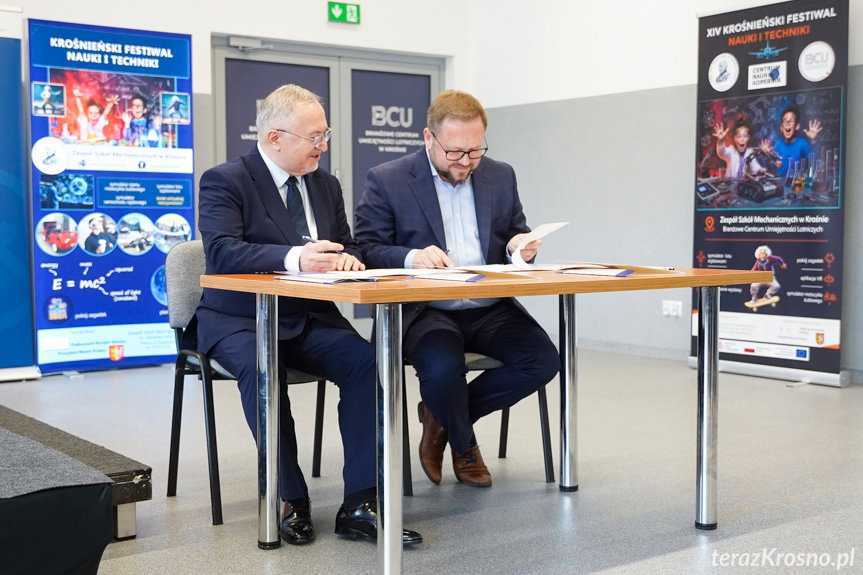 Pasja, eksperymenty i nowe technologie. Wielkie święto nauki w "Mechaniku"