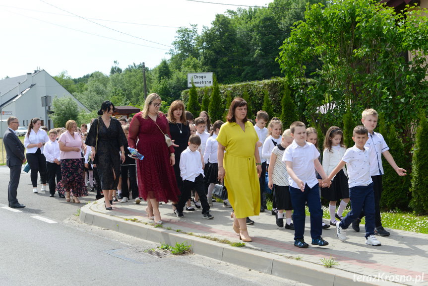Wyjątkowy dzień w historii Szkoły Podstawowej w Dydni [ZDJĘCIA]