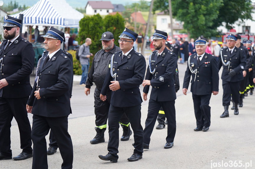 OSP Wolica z nową remizą i samochodem strażackim