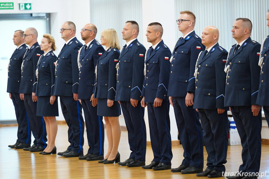 Odznaczenia i awanse dla policjantów z Krosna