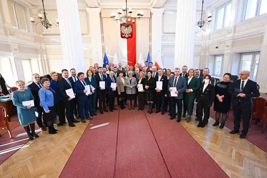 Umowy na przewozy autobusowe podpisane