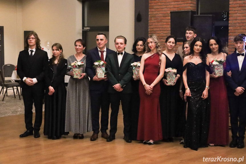 Studniówka 2025. Michalicki Zespół Szkół Ponadpodstawowych w Miejscu Piastowym