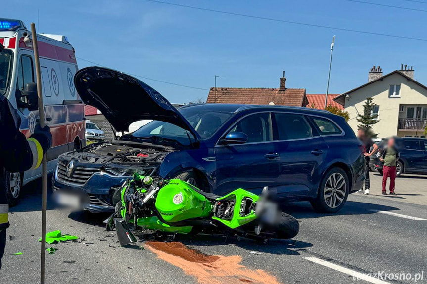 Zderzenie motocykla z osobówką w Miejscu Piastowym