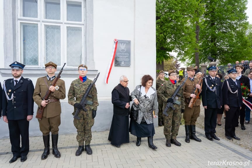Odsłonięcie pamiątkowej tablicy w Zręcinie