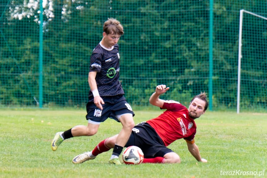 Jasiołka Świerzowa Polska - Czarni 1910 II Jasło 2:1