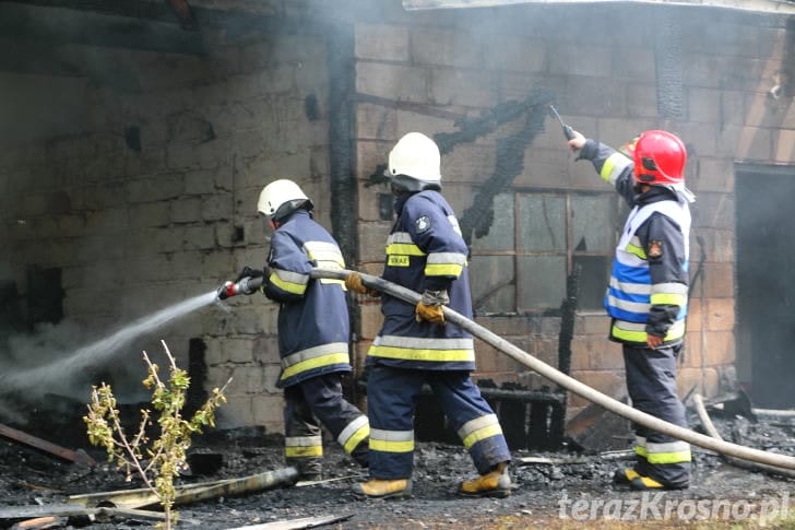 Pożar budynku gospodarczego w Bóbrce