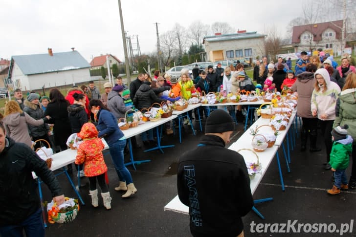 Święcenie pokarmów w Świerzowej Polskiej
