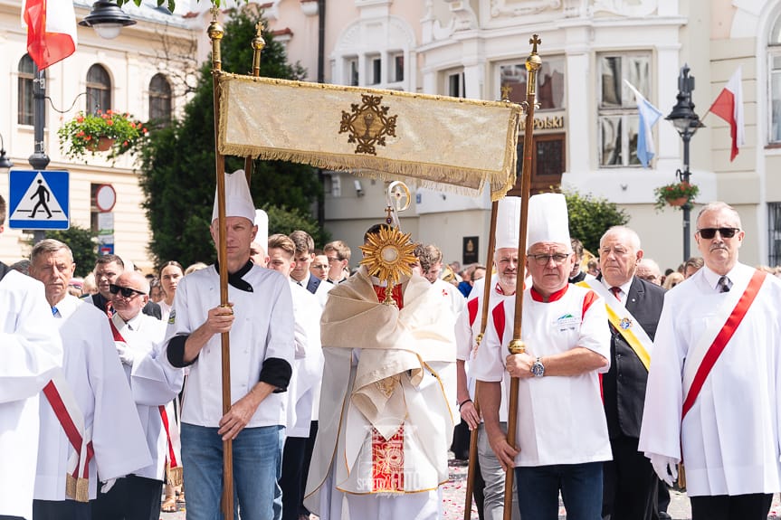 Procesja Bożego Ciała w Rzeszowie [ZDJĘCIA]