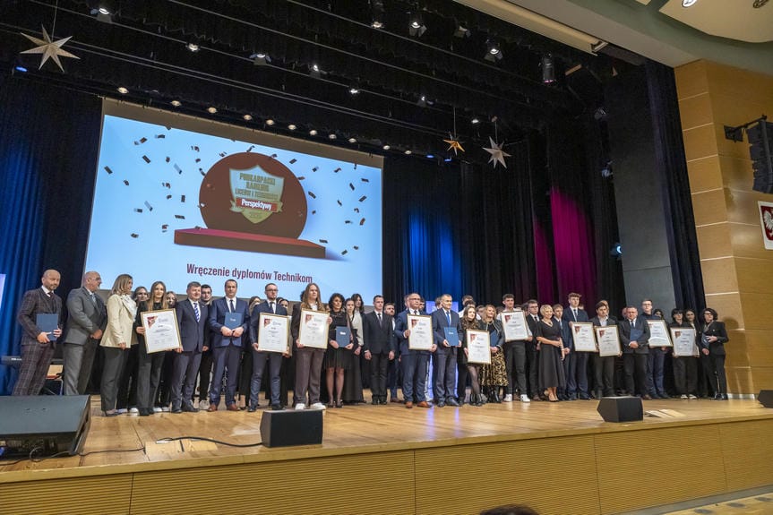 Uroczysta gala Podkarpackiego Rankingu Liceów i Techników Perspektywy 2025 na Politechnice Rzeszowskiej