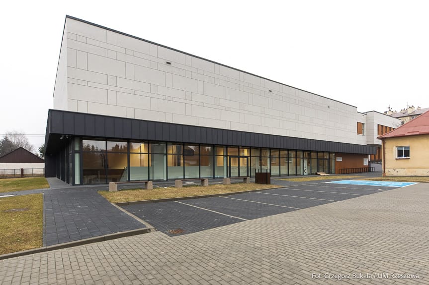 Rzeszów. Rozbudowa szkoła na Staromieściu gotowa do przyjęcia dzieci
