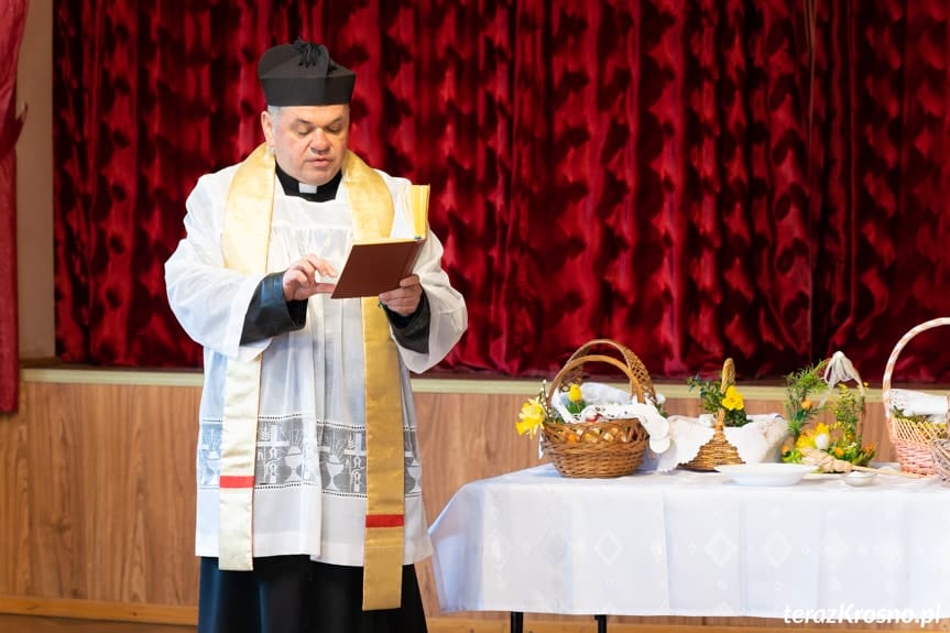 Święcenie pokarmów w Machnówce i Świerzowej Polskiej