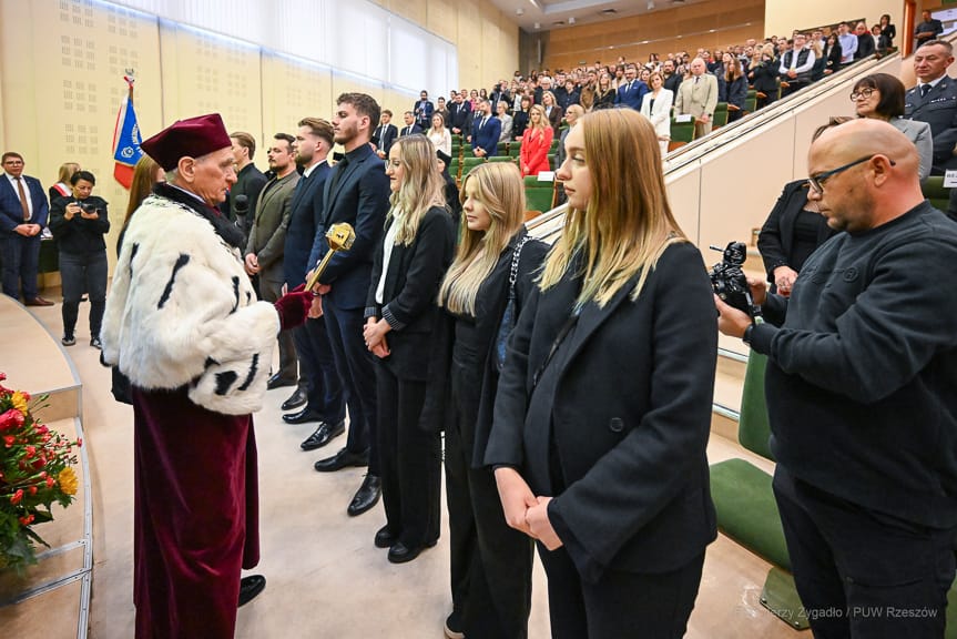 Inauguracja Jubileuszowego Roku Akademickiego 2025/2026 na WSPiA Rzeszowska Szkoła Wyższa
