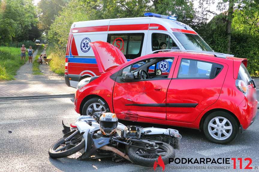 Zderzenie motocyklisty z samochodem