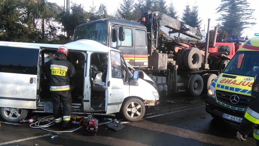 Tragiczny wypadek w Starej Birczy, nie żyją dwie osoby