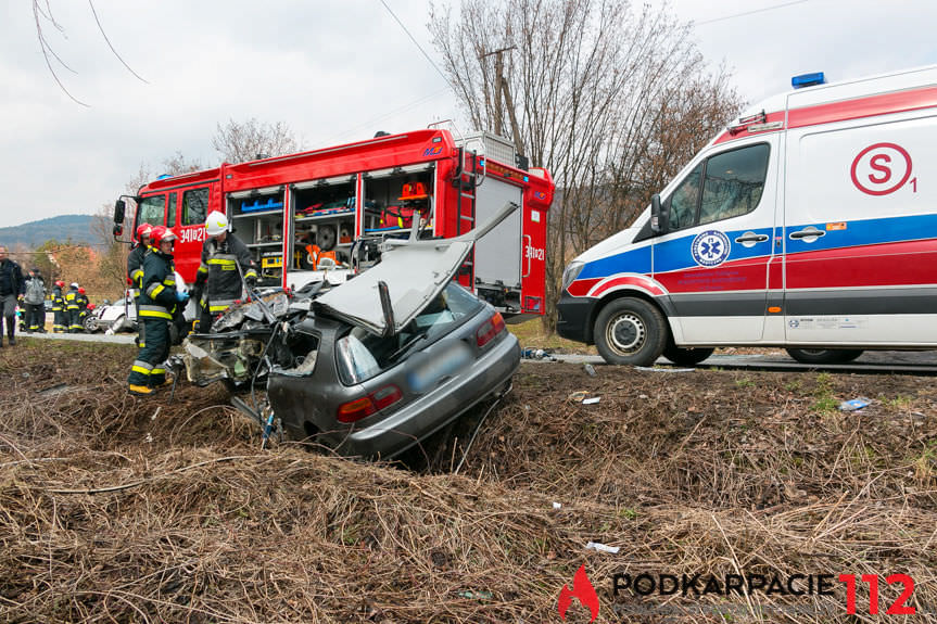 Wypadek w Węglówce, cztery osoby w szpitalu