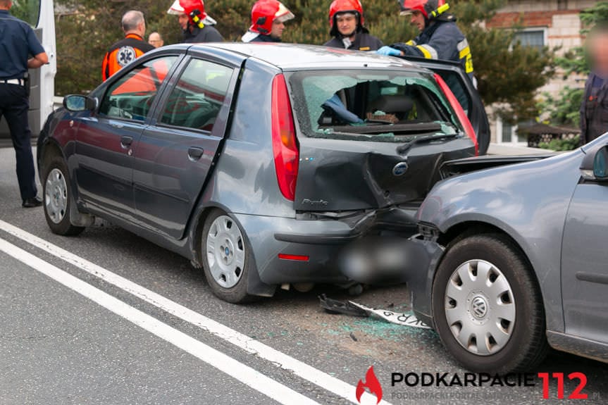 Zderzenie samochodów w Łężanach