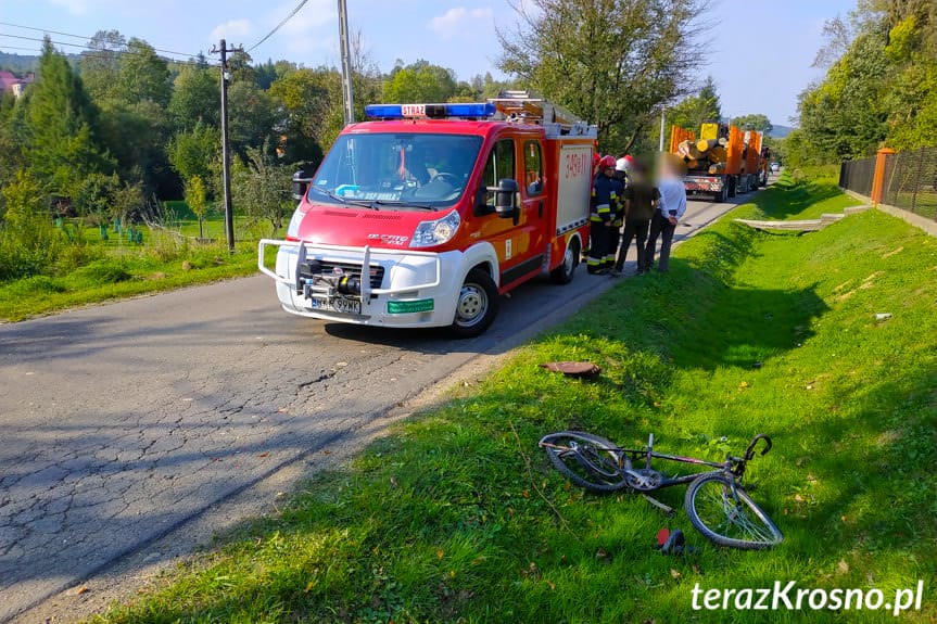 Rowerzysta zderzył się z samochodem  ciężarowym w miejscowości Iwla